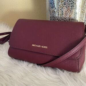 New Michael Kors Medium Saffiano Leather Convertible Crossbody Bag